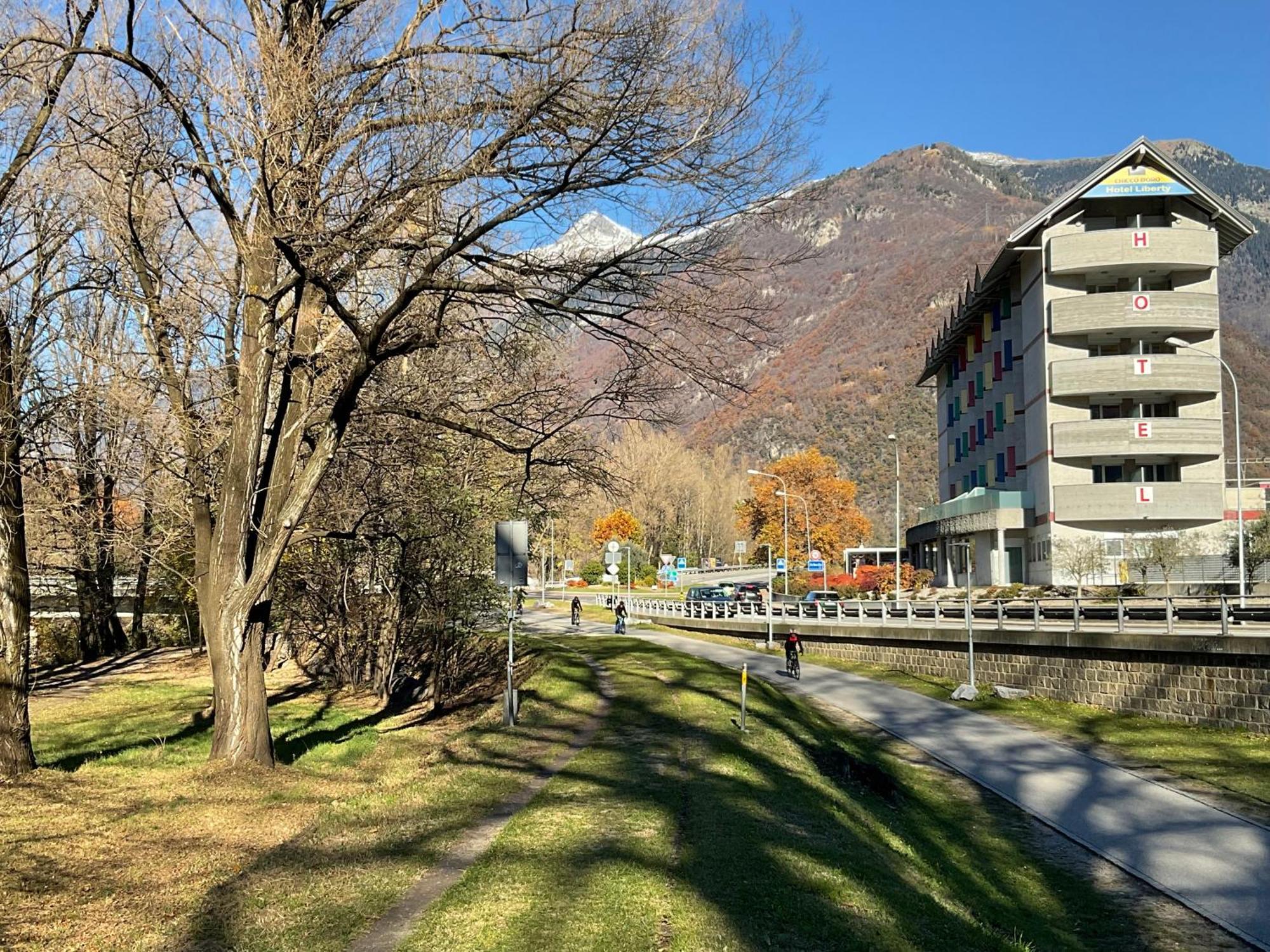 Hotel Liberty Self Check-In Bellinzona Dış mekan fotoğraf