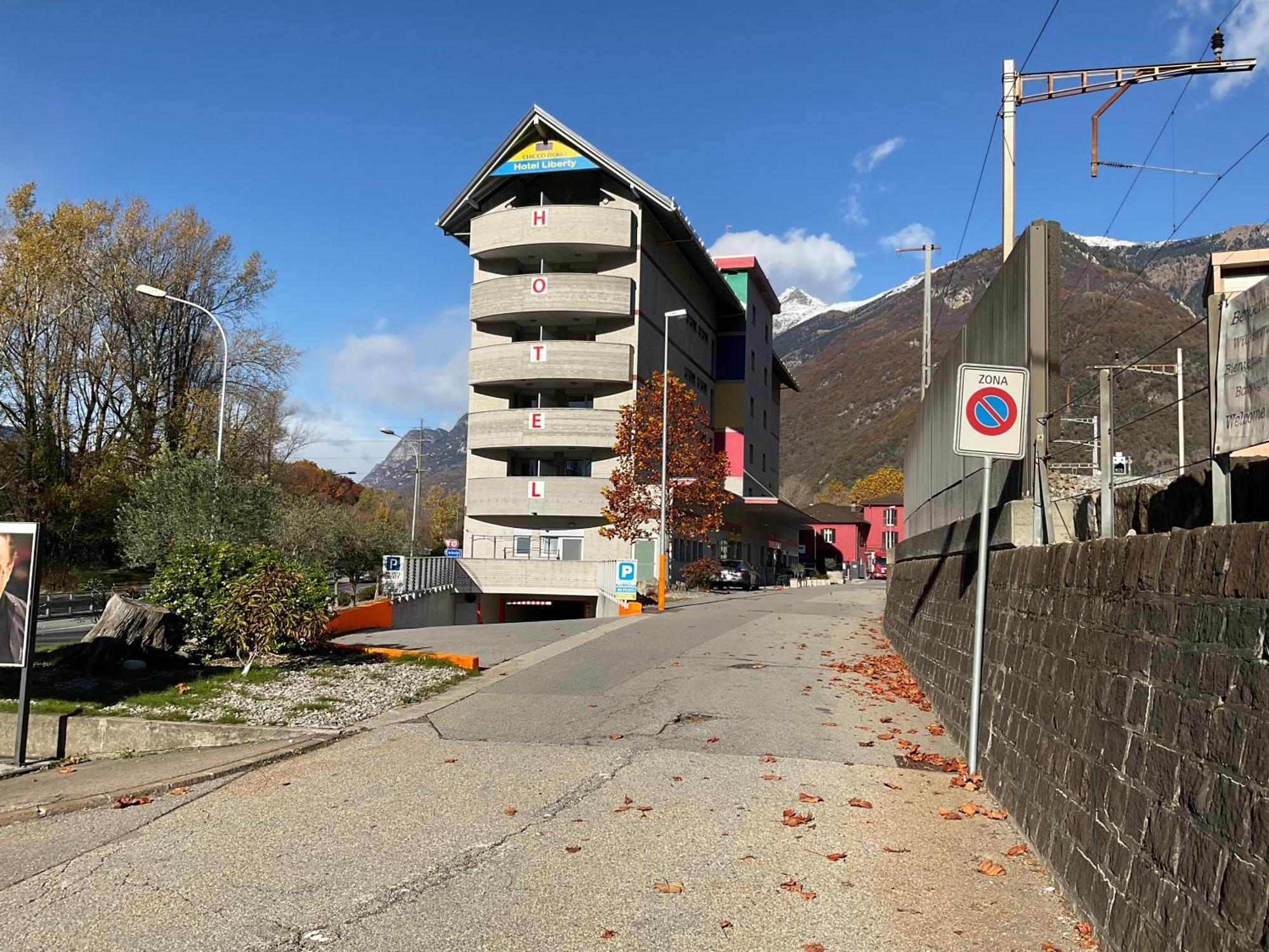 Hotel Liberty Self Check-In Bellinzona Dış mekan fotoğraf